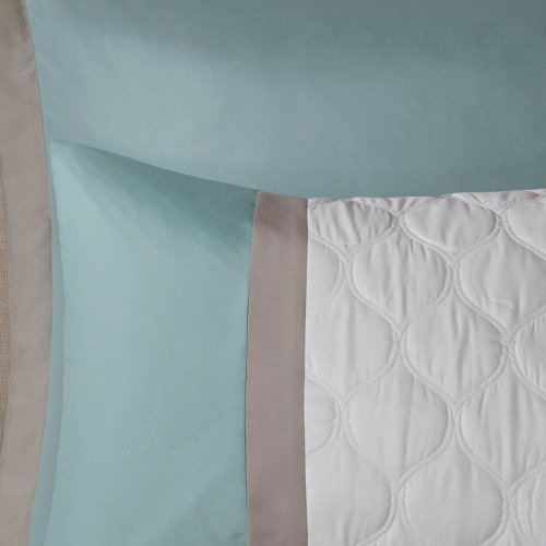 Queen 8 Piece Comforter Set - 10
