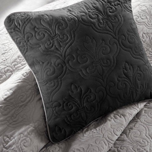 7 Piece Quilt Set With Euro Shams And Throw Pillows Beige FullQueen - 3